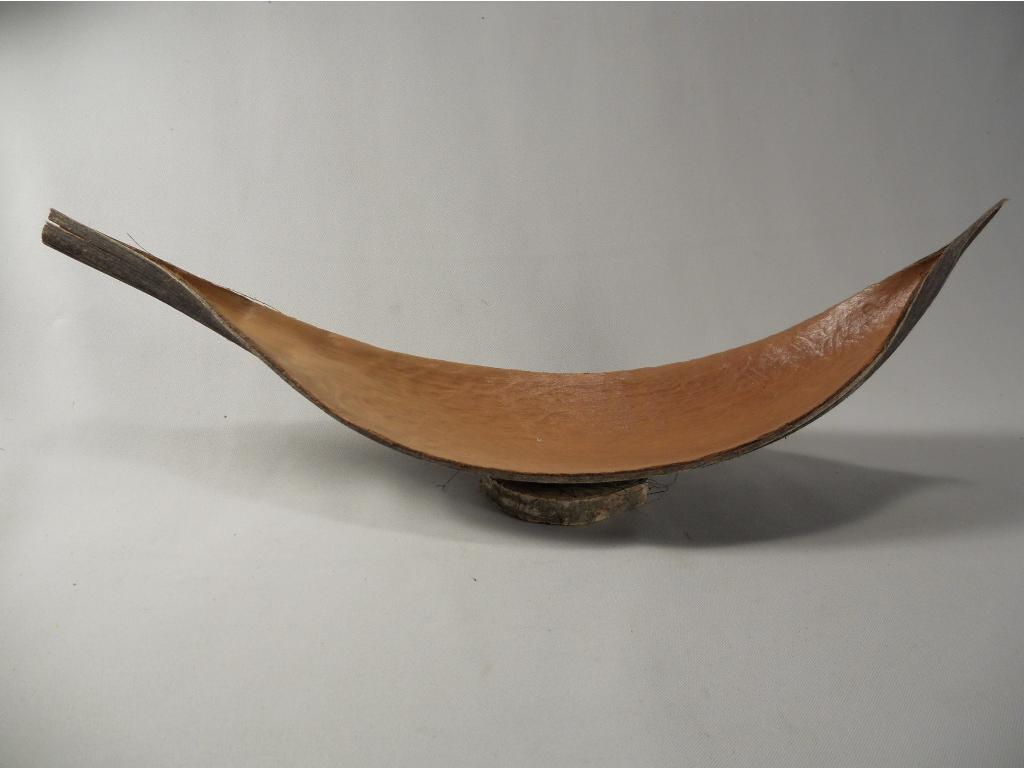 Cocosschale/ 30cm, flach mit Fuß Z298a